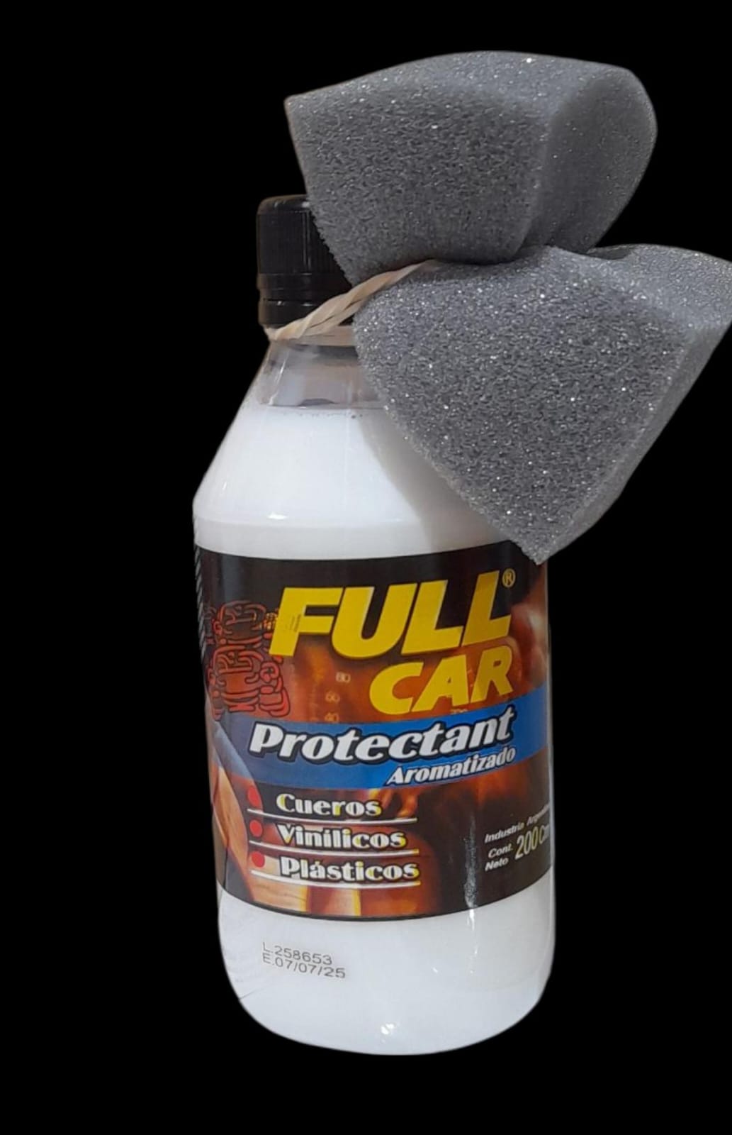 PROTECTAN EMULSION  X 200 CC - FUL 411 - FUL 403 FULL CAR (SILICONA INTERIOR PERFUMADA -PROTECTOR - PLASTICOS - VINILICOS - INTERIOR -REVIVIDOR SIMIL K78 212 - K78 214 - K78 215 3M 39040 / SA31 - SA11 - SA00)  ( Emulsión de Silicona aromatizada líquida. Renueva yprotege cueros, devolviendo la elasticidad y evitando que seajen, revive el color de plásticos y vinílicos. Libre de solventes.)