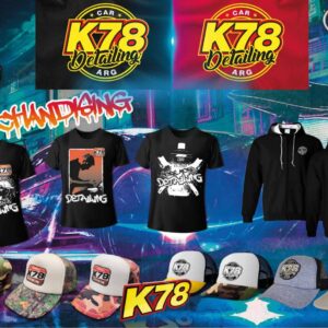 MERCHANDISING ( BANDERA- GORRA CON VISERA / GORRO DE INVIERNO - REMERA CON LOGO - LLAVERO - LOGO DE POLYFAN )